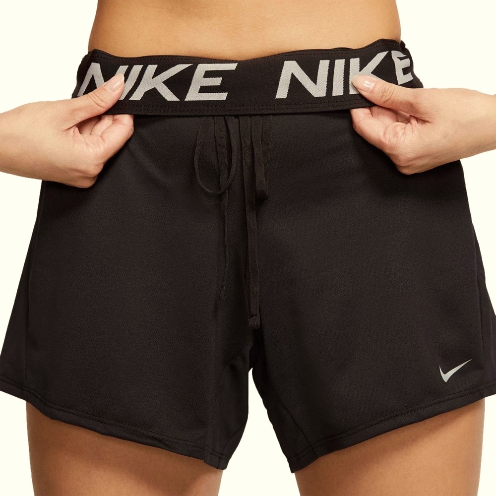 black nike dri-FIT attack training shorts // size L